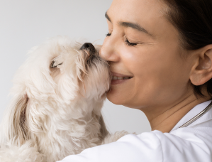 dog kisses 299x 228