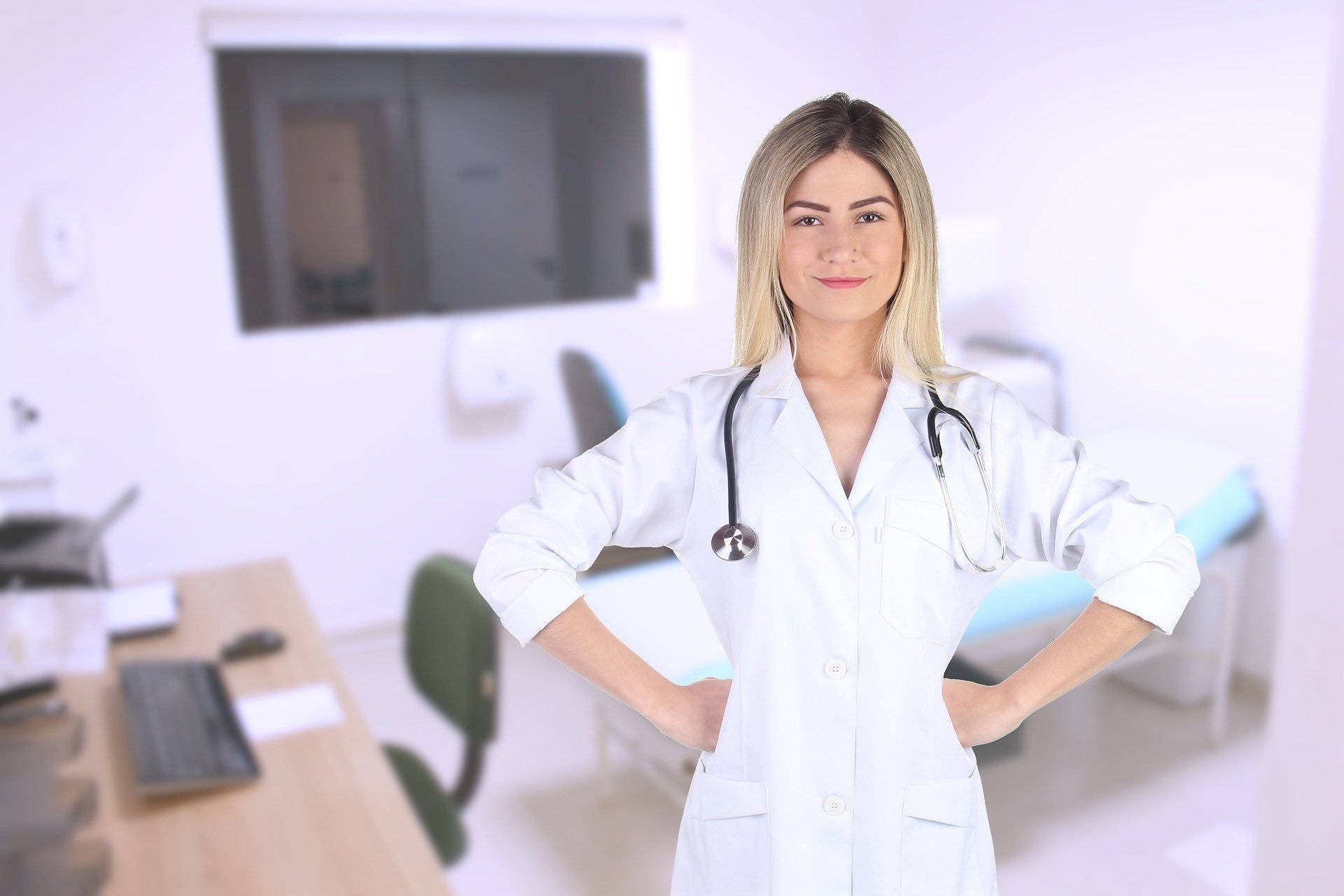 take charge woman doctor-Daniel Dan by Pixaby